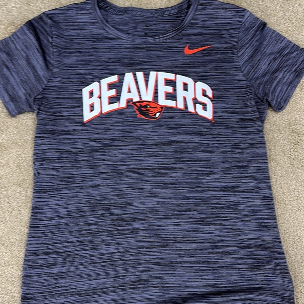 Nike woman’s XS dry fit T-Shirt